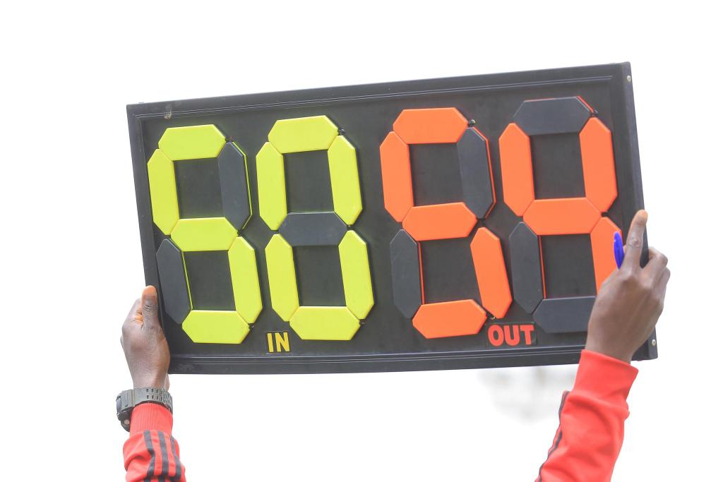 We make double changes 
🔛 Kamara Silvanos | Ssaja Luukman
📴 Raphael Masudi | Patrick Sserunjogi 

#KCCAFC #KCCAMAR #KCCAFCSA #FUFAJuniorsLeague