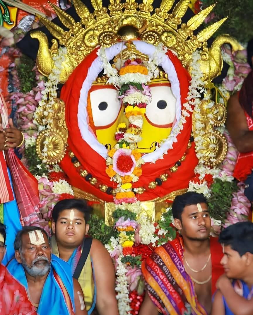 Akankshya55's tweet photo. ll ବଡ଼ତଢାଉ ସୁନାବେଶରେ ଶ୍ରୀଜୀଉ ll https://t.co/oCYjNyflzn