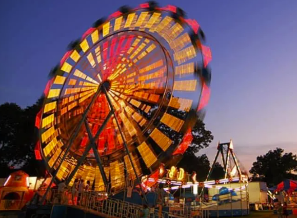 HardestyRECNY's tweet photo. Summer time is fair time! The Yates County Fair is taking place this week. Be sure to come out for some nights filled with fun!👉https://t.co/HY3WhNXJEh 

📸 https://t.co/ekNRkzLk48

#localbusiness #localfood #localartists #shoplocal #localguide #localeats #localmusic https://t.co/T8K06YKXcN
