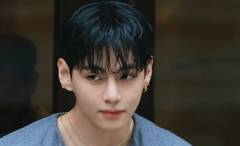 taeteluv_'s tweet photo. details. https://t.co/UTK42S5Ilf