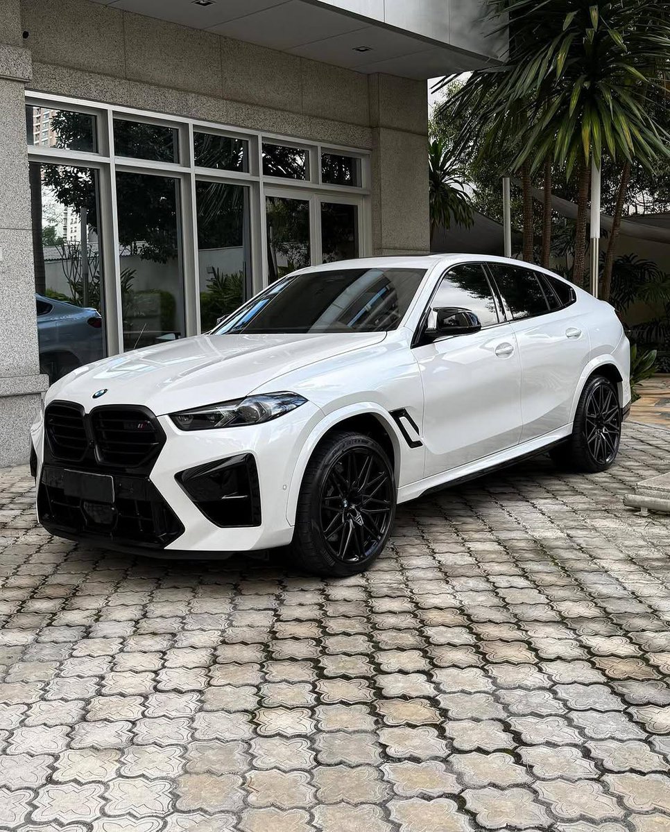 We love cars ❤️ tweet media