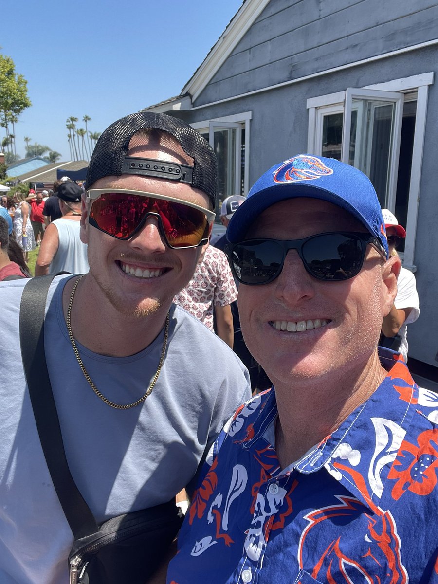 AndrewLHutton's tweet image. Thanks for a great weekend. Safe travels back. Get to work. Run it back for the last time for the old man. Love you @MasonHutton42
