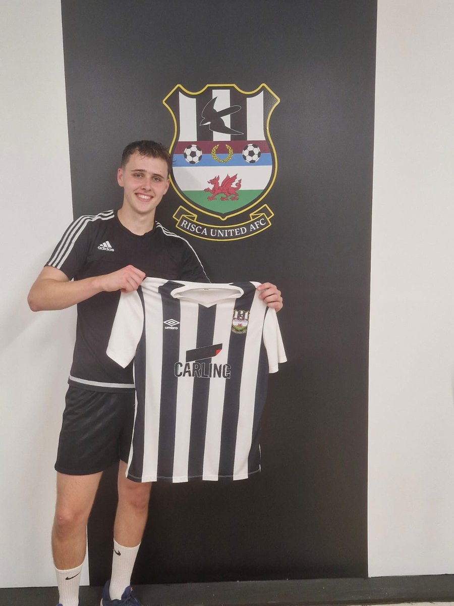 Risca United AFC tweet media