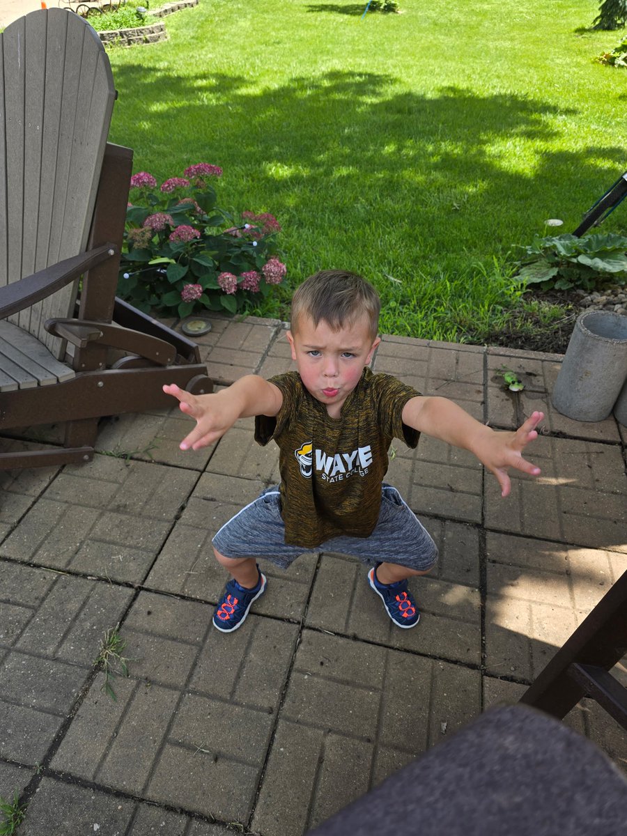 LMasters8's tweet image. Happy 3rd Birthday to this little man! Never short on energy or facial expressions🎉🥳🦓