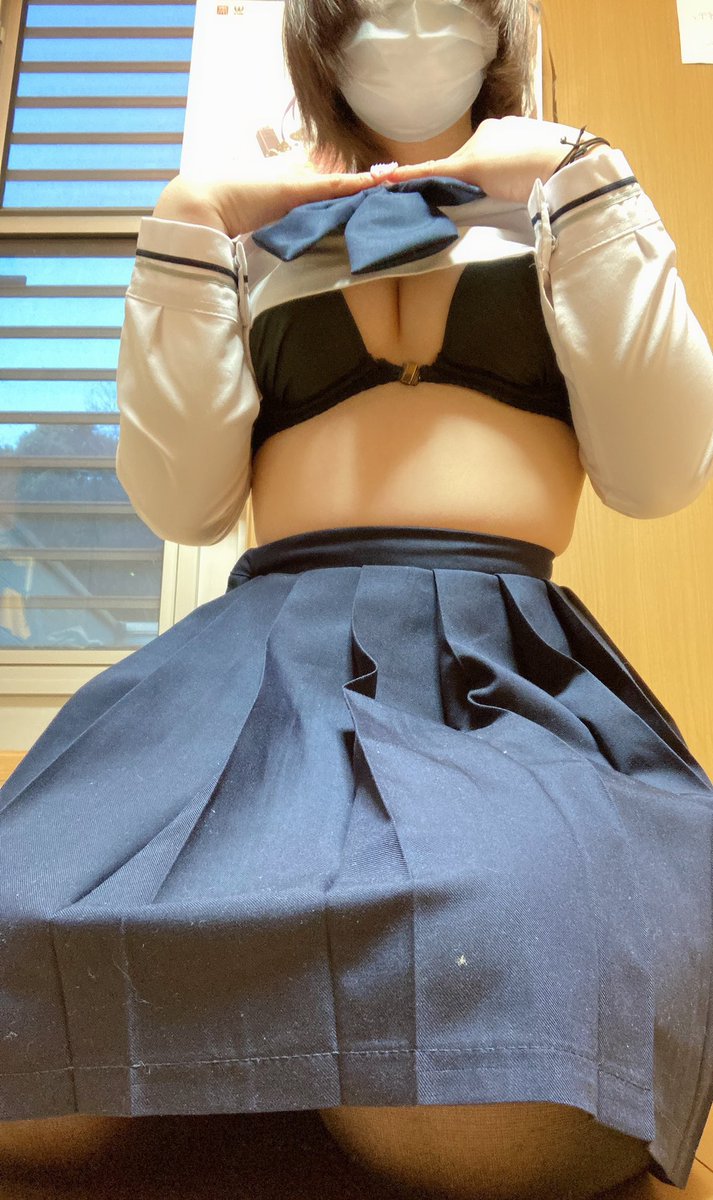 いつかの制服コスさせられたやつ
お肉乗りすぎや
RTお願いします🥺
