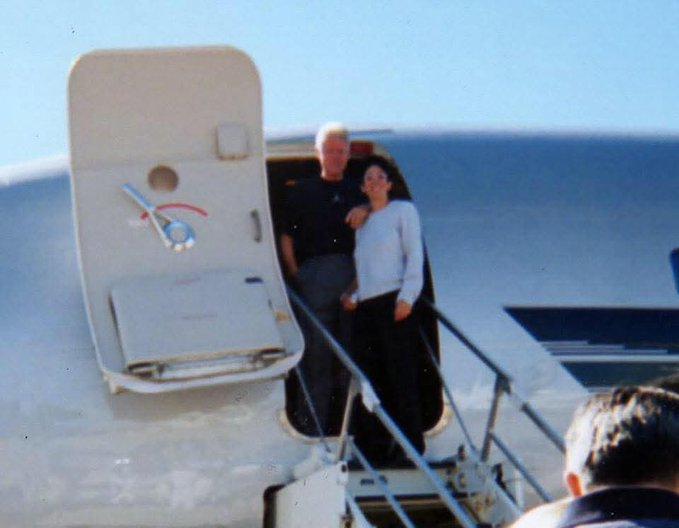 ImBreckWorsham's tweet image. Former president Bill Clinton with human trafficker Ghislaine Maxwell at the door of Jeffrey Epstein's private jet.
And you WONDER why the Epstein list is being, has been and will always be protected.
But don't mind me.....I'm just a commentator commentating.
