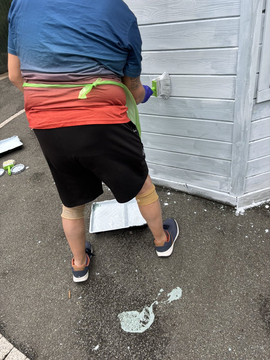 Brett (@longtallbrett) on Twitter photo So far today we’ve had toastie group & started sprucing the garden shelter up.
<a href="/sophiecoxonx/">Sophie Coxon</a>
<a href="/annHallamNhs/">Ann đź’™</a>
<a href="/Janetmelianhs/">Janet Melia</a>
<a href="/PennineCareNHS/">Pennine Care NHS FT</a>
#TeamSaxon So far today we’ve had toastie group & started sprucing the garden shelter up.
<a href="/sophiecoxonx/">Sophie Coxon</a>
<a href="/annHallamNhs/">Ann đź’™</a>
<a href="/Janetmelianhs/">Janet Melia</a>
<a href="/PennineCareNHS/">Pennine Care NHS FT</a>
#TeamSaxon
