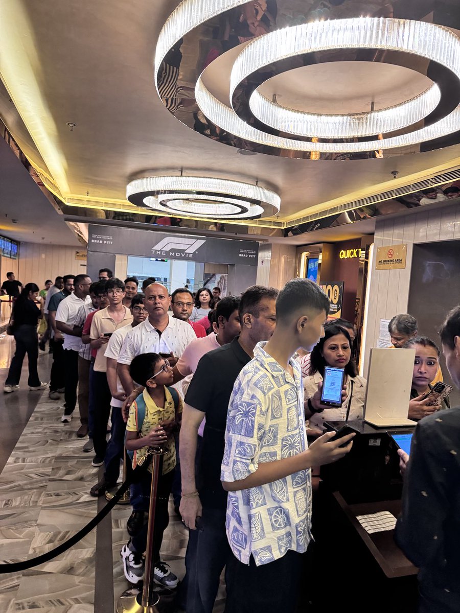 aloksonthalia's tweet photo. ⁦@_PVRCinemas⁩ ⁦@PicturesPVR⁩ ⁦⁦@CMOfficeAssam ⁦@jagograhakjago⁩  came to watch movie at PVR city Centre Guwahati worst management at Entry people are treated like Animals . see the condition at entry. https://t.co/nwGNuTqMCP