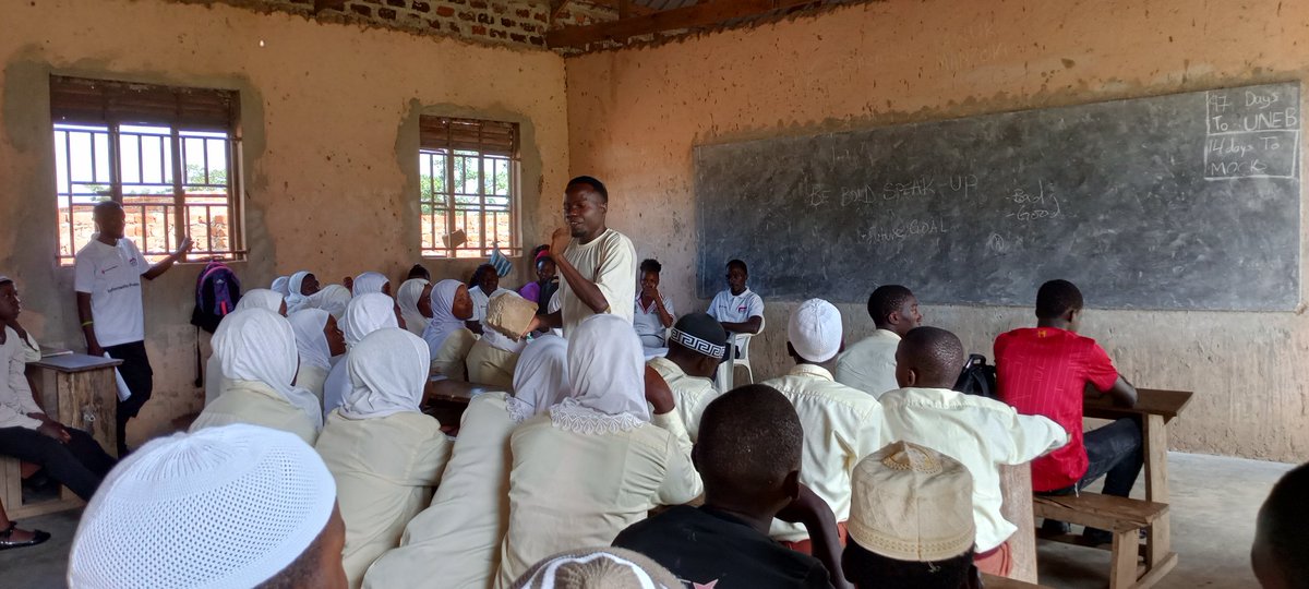 "Teenage dreams, not teenage pregnancies. Let's empower, educate, and protect our youth.
Our team working so hard for the impact of ending Teenage pregnancy 
 #EndTeenagePregnancy #EmpowerGirls