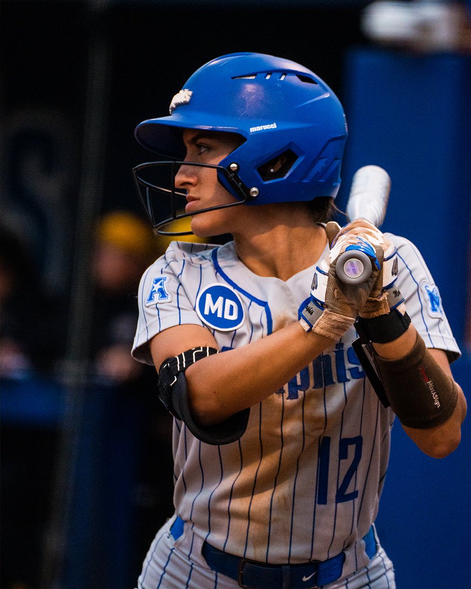 MemphisSoftball's tweet image. 𝘏𝘢𝘱𝘱𝘺 𝘉𝘪𝘳𝘵𝘩𝘥𝘢𝘺 Kayla! 🎉🎂
#GoTigersGo | @Kayla_Clement6