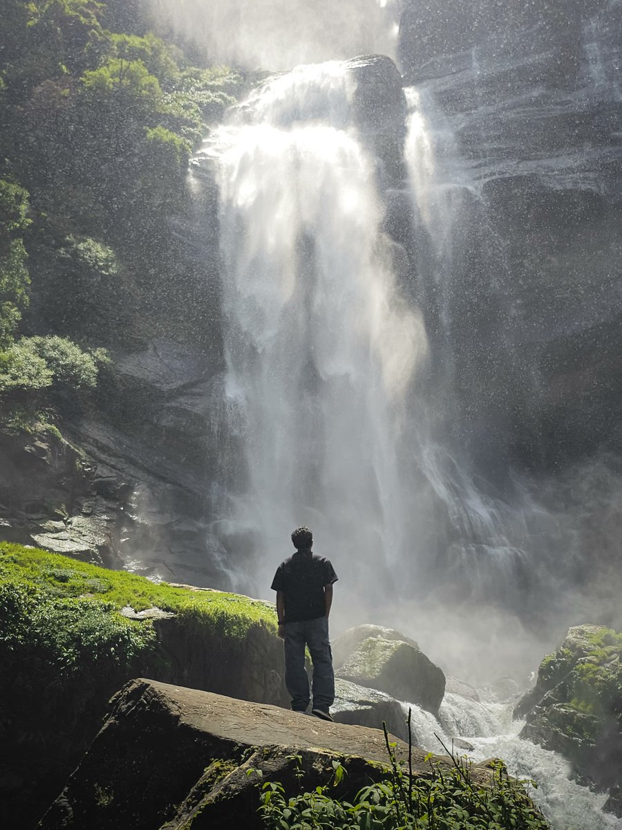 Ishanzaad's tweet image. When to get recharged from Mother Nature!