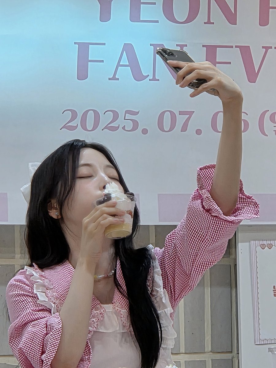 mns_knowledge's tweet image. 250706 로켓펀치 연희(Yeonhee) FanEvent, &quot;연빛 파티시엘&quot; _Shinchon

&quot;Your favorite things, 다 가득 차올라&quot;

#Yeonhee #fanevent #RocketPunch #idol #연희 #켓치  #KETCHY #행복해