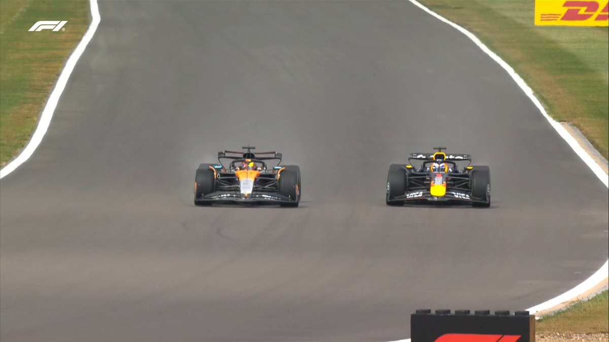 LAP 8/52

DRS enabled and Piastri makes his move 🔀

The Australian leads the British Grand Prix! 

#F1 #BritishGP