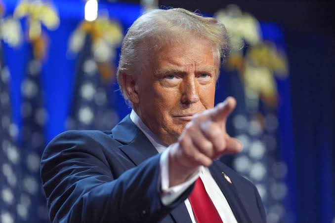 EvanLuthra's tweet photo. 🚨BREAKING🚨

TRUMP DELAYS TARIFF DEADLINE, MOVED FROM JULY 9 TO AUGUST 1!

PUMP EVERYTHING TO ALL TIME HIGH🚀 https://t.co/gGtO3LDOr0