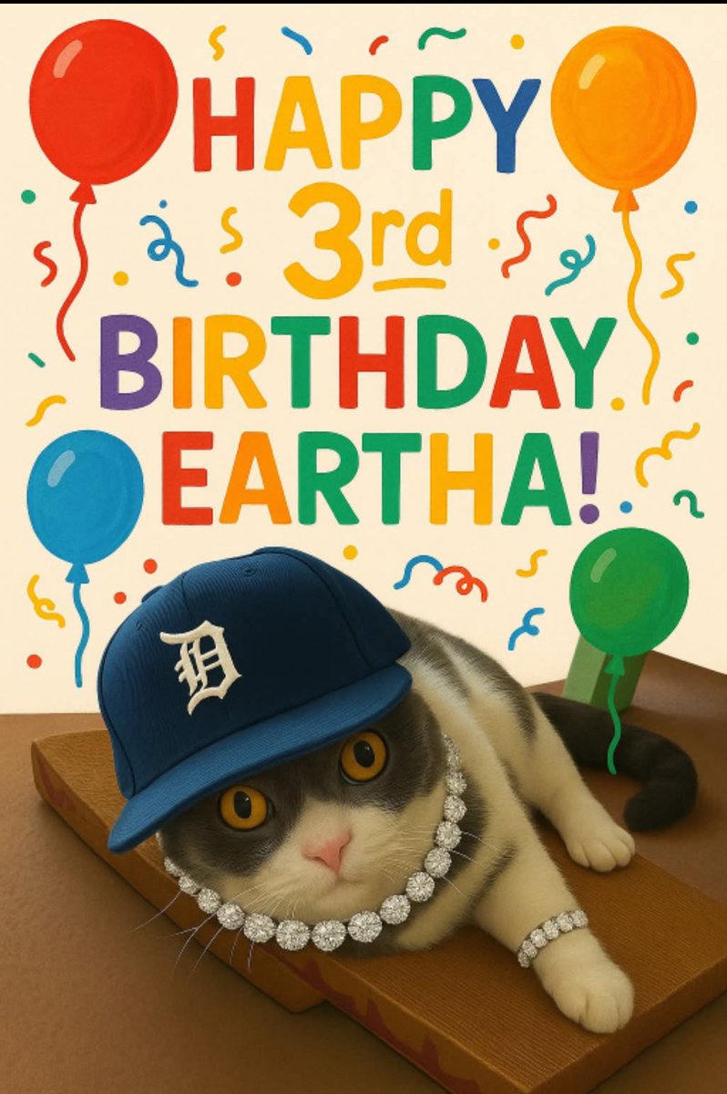 I'm 3! 🐟🐟🐟 Wuv, Eartha🎶🎵🎶 #chilltent