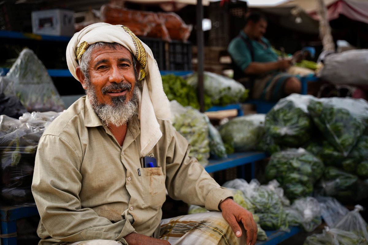 UNDPYemen's tweet photo. Today is #RuralDevelopmentDay 🌾👩‍🌾

Our #FSRRP &amp; #ESPECRP, with @WorldBankMENA support &amp; national partners, empower rural communities through sustainable agriculture &amp; resilience building for better #FoodSecurity in #Yemen https://t.co/fQWWAHaZp2
