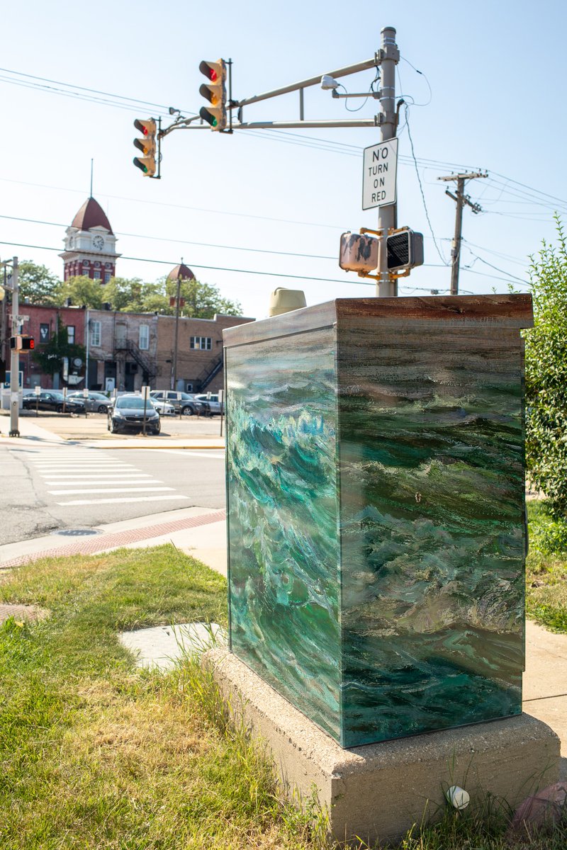 Art Meets History in Downtown Crown Point! 🎨 Traffic control boxes around the Courthouse Square Historic District just got a colorful makeover thanks to "Wrapped in History", a public art project featuring work from the iconic Hoosier Group. Take a walk and discover stunning