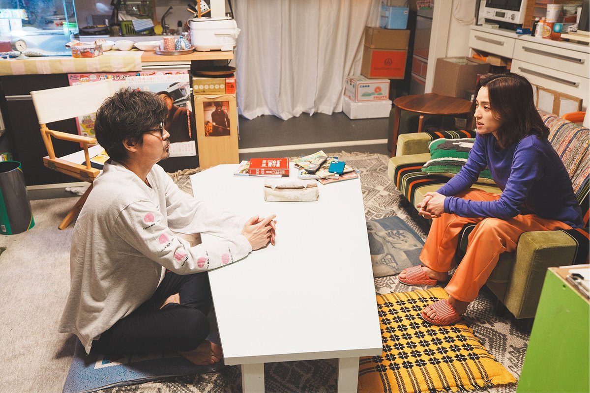 modelpress's tweet image. 「こんばんは、朝山家です。」初回🏡

脚本家・賢太（#小澤征悦）のセリフが話題

“ドラマウォッチャーと名乗る評論家もどきの連中”に「リアルすぎる」の声📱💬

🔻写真・記事詳細はこちら
mdpr.jp/drama/4600830

#こんばんは朝山家です #朝山家