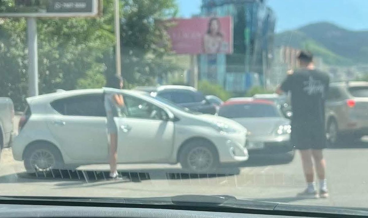 Aqua-н Дараагийн хохирогч нь porsche 911