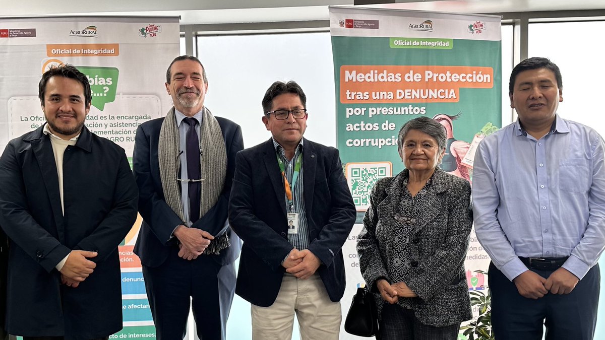 FIDA (América Latina y el Caribe) (@fida_lac) on Twitter photo 🇵🇪El Equipo País de FIDA en #Perú inició la última misión de apoyo a la implementación del Programa Avanzar Rural, que cofinancian <a href="/agroruralPER/">AGRO RURAL</a> y el Fondo.
En 5️⃣ años, el programa logró fortalecer la capacidad de producción y comercialización de más de 20 mil familias agrarias. 🇵🇪El Equipo País de FIDA en #Perú inició la última misión de apoyo a la implementación del Programa Avanzar Rural, que cofinancian <a href="/agroruralPER/">AGRO RURAL</a> y el Fondo.
En 5️⃣ años, el programa logró fortalecer la capacidad de producción y comercialización de más de 20 mil familias agrarias.