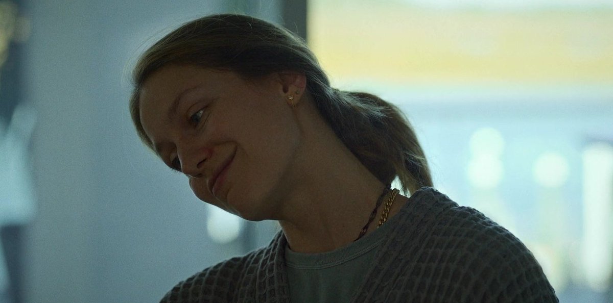 badpostsbenoist's tweet image. pray for bree, she's suffering from a severe case of babygirlism disorder