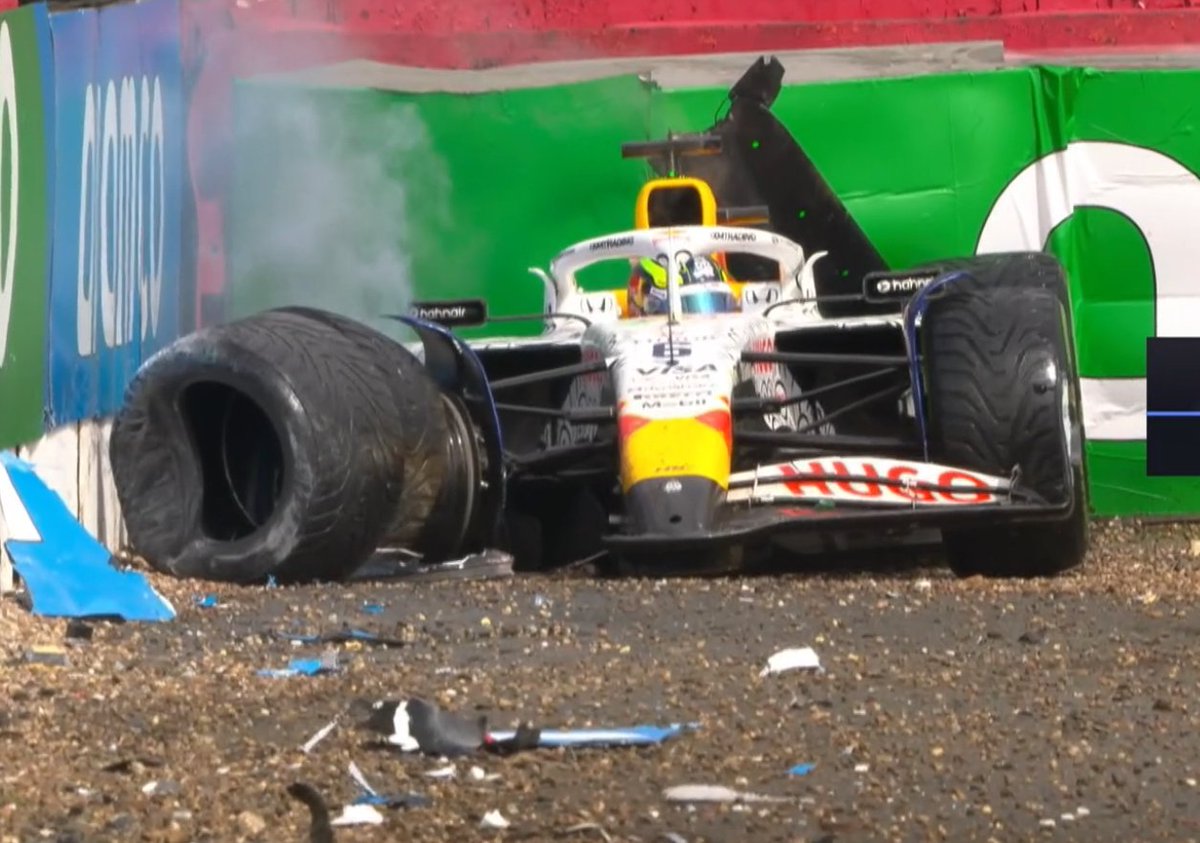 f1plusaz's tweet photo. 19/52 

Big Crash for RB 

#F1 #F1Plus #BritishGP #Silverstone https://t.co/OkP0eEGijD