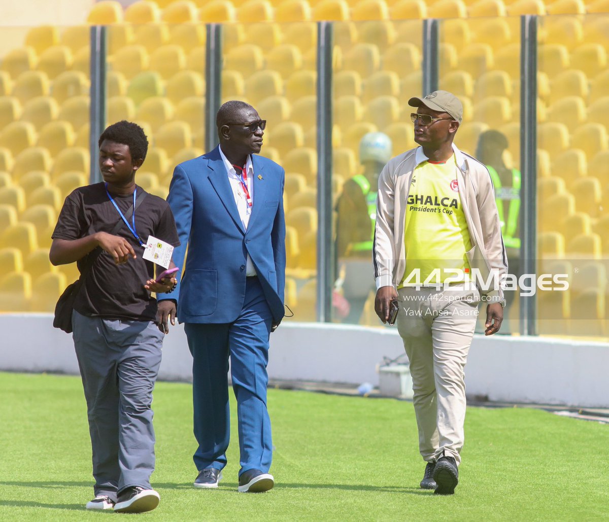 442GH's tweet photo. Snaps 📸📸: Sports Minister done with all his checks for the #PresidentsCup between @HeartsOfOakGH vrs @AsanteKotoko_SC 
@3SportsGh @SportyFM_ @CitiSportsGHA @JoySportsGH https://t.co/eeGxoQeQ4i
