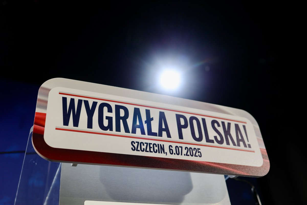 Prawo i Sprawiedliwość (@pisorgpl) on Twitter photo 🇵🇱 Wygrała Polska! Dziękujemy! - Prezes PiS J. Kaczyński <a href="/OficjalnyJK/">Jarosław Kaczyński</a> w Szczecinie.
#WygrałaPolska 🇵🇱 Wygrała Polska! Dziękujemy! - Prezes PiS J. Kaczyński <a href="/OficjalnyJK/">Jarosław Kaczyński</a> w Szczecinie.
#WygrałaPolska
