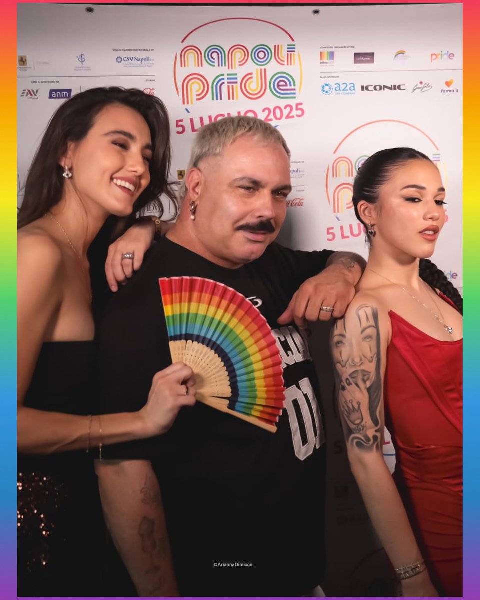 ra1nbowlover's tweet photo. Queen of Napoli Pride πππ¦
#zdp #zeudi #zeudixnapolipride #proudpride #freedom #zeudiners https://t.co/gfJoABzyRv