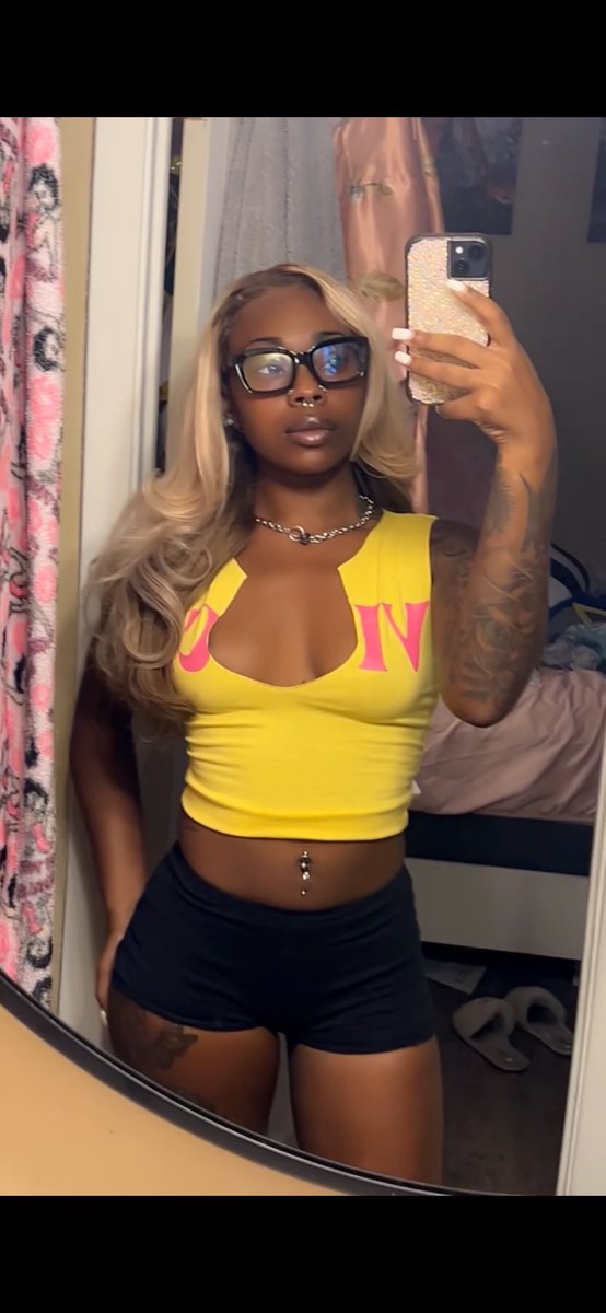 __0r3oo's tweet image. 🤭💛