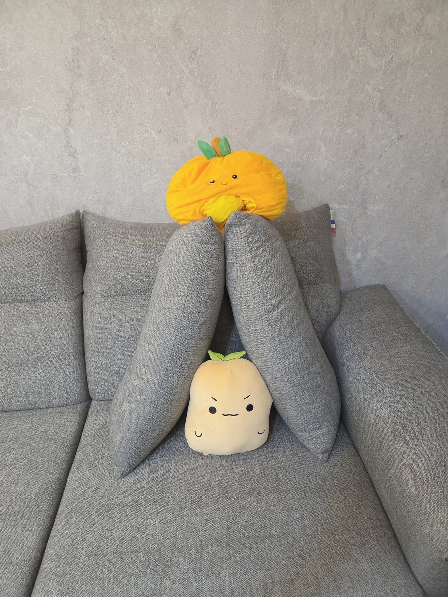 거실에 나갔는데 
엄마가 뭔가 엄청난걸 만들어놨다