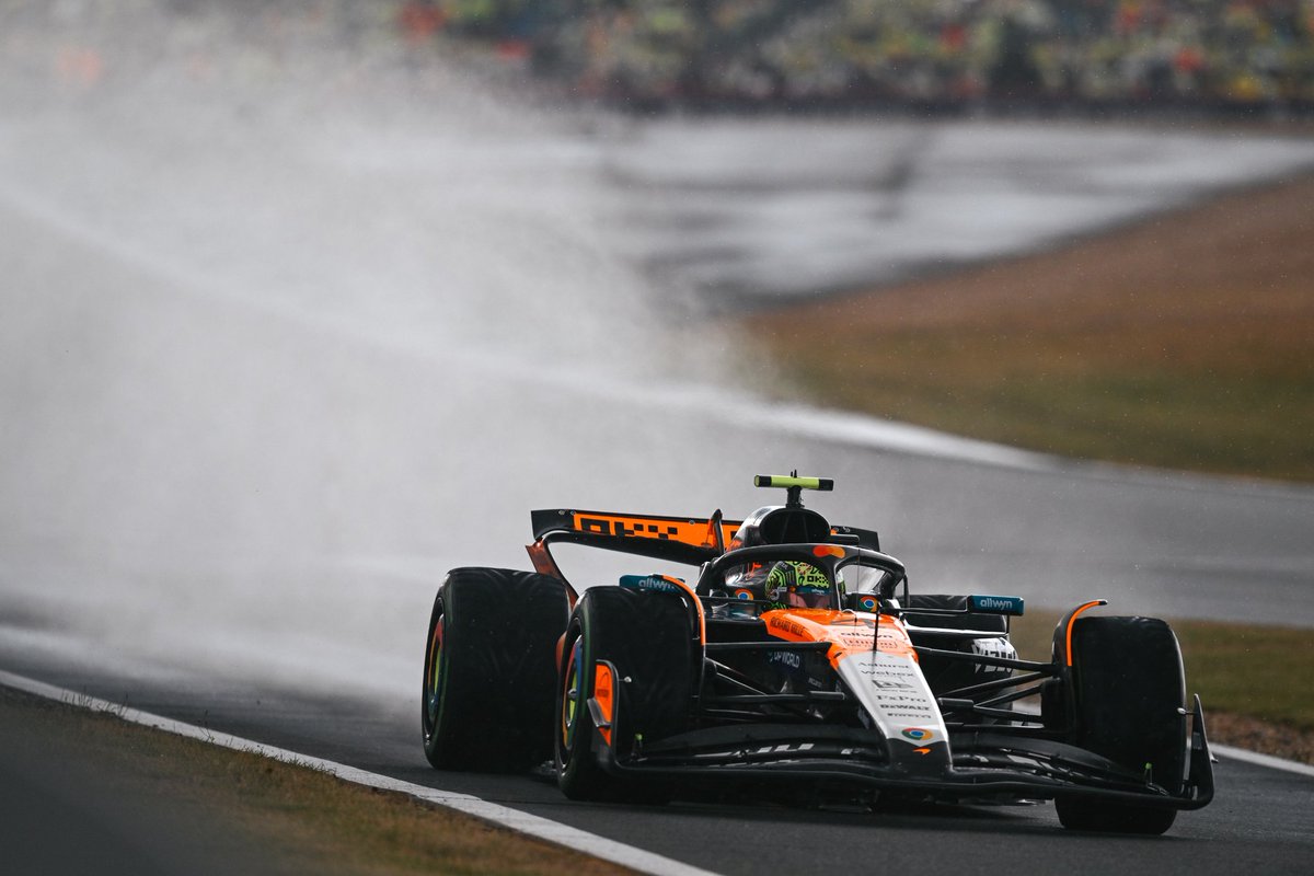 McLarenF1's tweet photo. Lando + Silverstone = 🥰

#McLaren | #GoogleChrome | #BritishGP 🇬🇧 https://t.co/S9udNZthuV