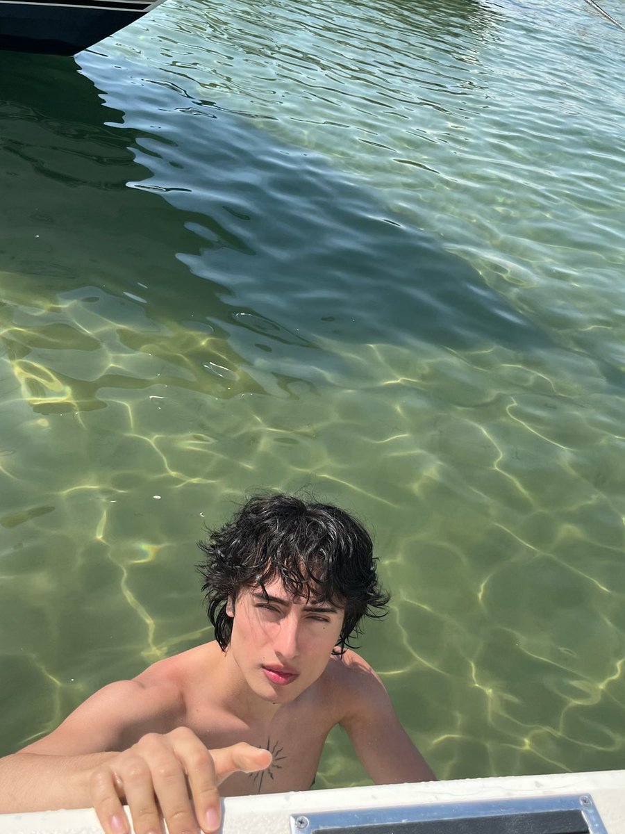 David ⚚ tweet media