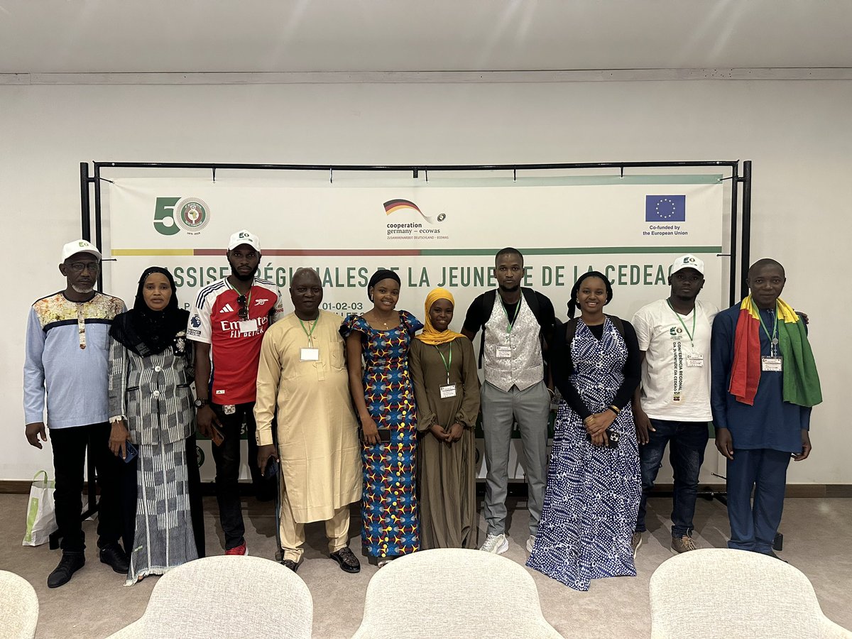 Du 1er au 3 Juillet 2025, j’ai eu l’honneur de représenter la Jeunesse Guinéenne aux assises régionales de la Jeunesse de la CEDEAO à Saly-Sénégal.

Ces assises ont permis d’adresser à la CEDEAO des recommandations visant à promouvoir l’autonomisation de la jeunesse de la CEDEAO.