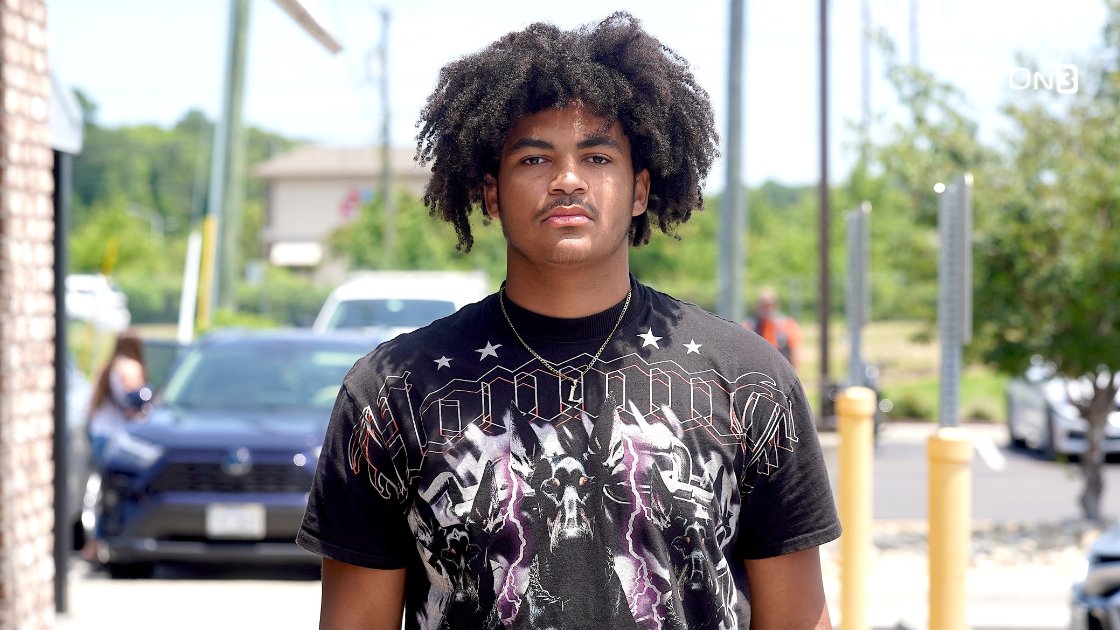 "The facilities were great. The coaching staff was great. I couldn’t ask for anything else.”

Rising Virginia DL Lincoln Halliday (<a href="/27LincolnH/">Lincoln Halliday</a>) talks Michigan offer, summer visit, connection with WR commit <a href="/TravisJohnson4_/">Travis Johnson</a> #GoBlue. on3.com/teams/michigan…