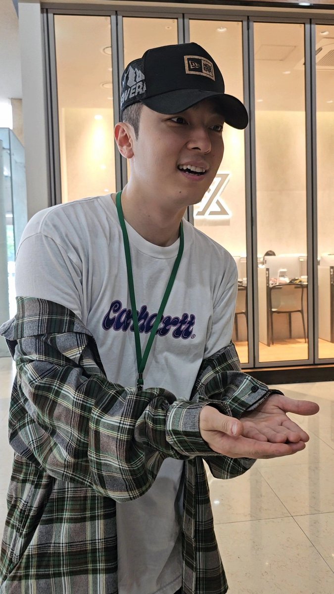 이거 진짜 애기들한테 주세요 해야지 하면 하는 동작 아니냐구요