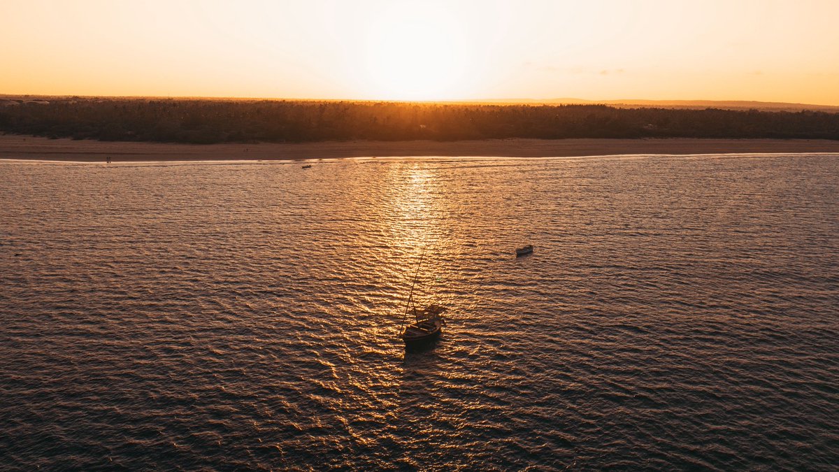 Sawa Sawa” — Swahili for “All Good” — anchored off Che Shale, where the dhow meets the deep. A quiet tribute to Swahili craftsmanship and coastal calm.

📍Che Shale, Malindi.