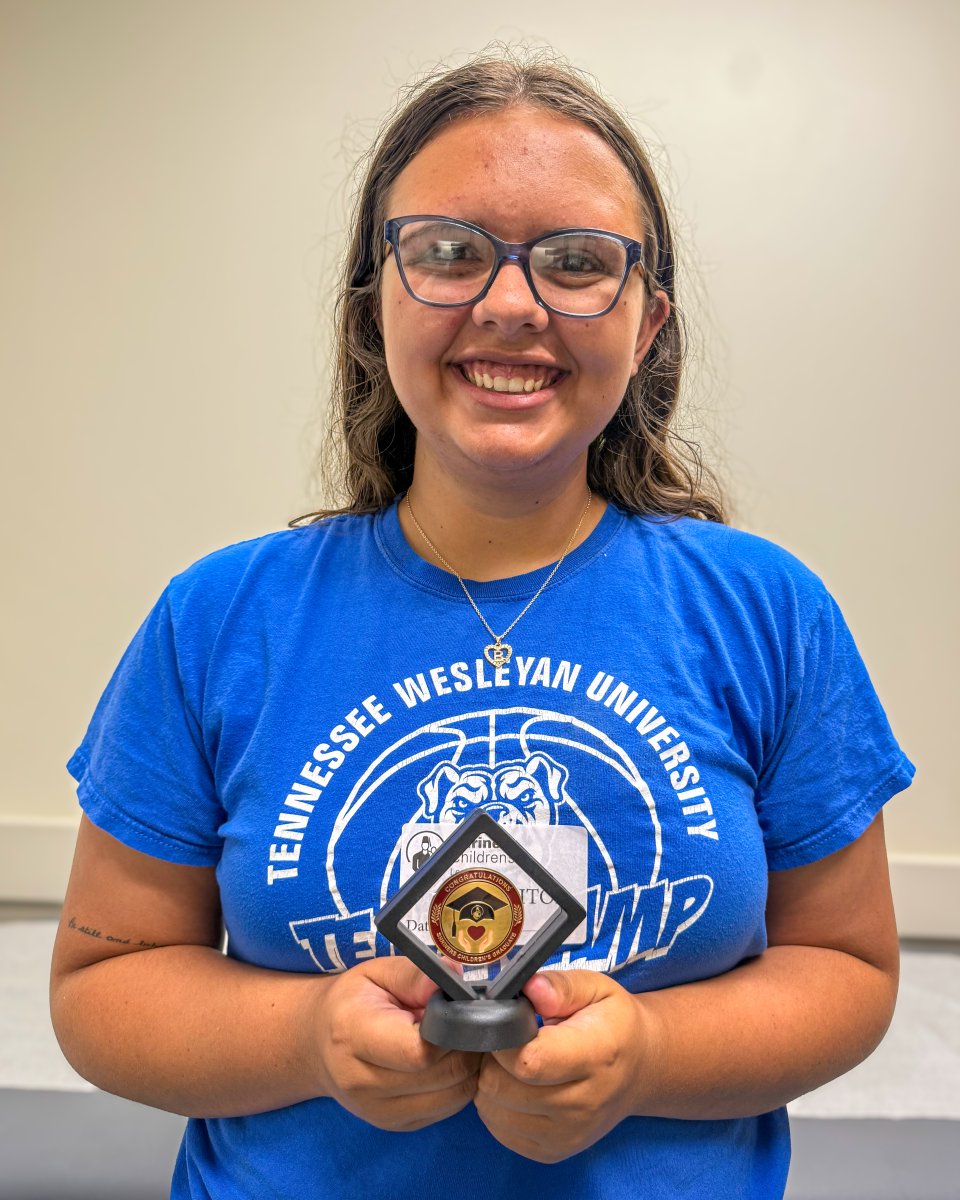 ShrinersLex's tweet image. From 8 days old to 18 years strong 🥹 Congrats to Brylee on graduating from care at Shriners Children’s Lexington! She's the first graduate to receive our new challenge coin💫 Next stop: University of Kentucky! We’re so proud! #ShrinersChildrens #Graduation