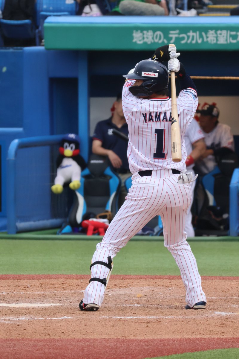 シャトル tweet media