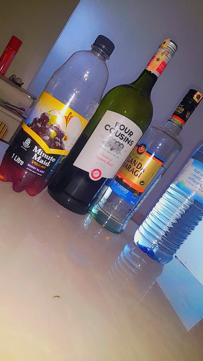 Anyone free this evening. 📍nsasa
Come with a blanket cz going back isn't a must