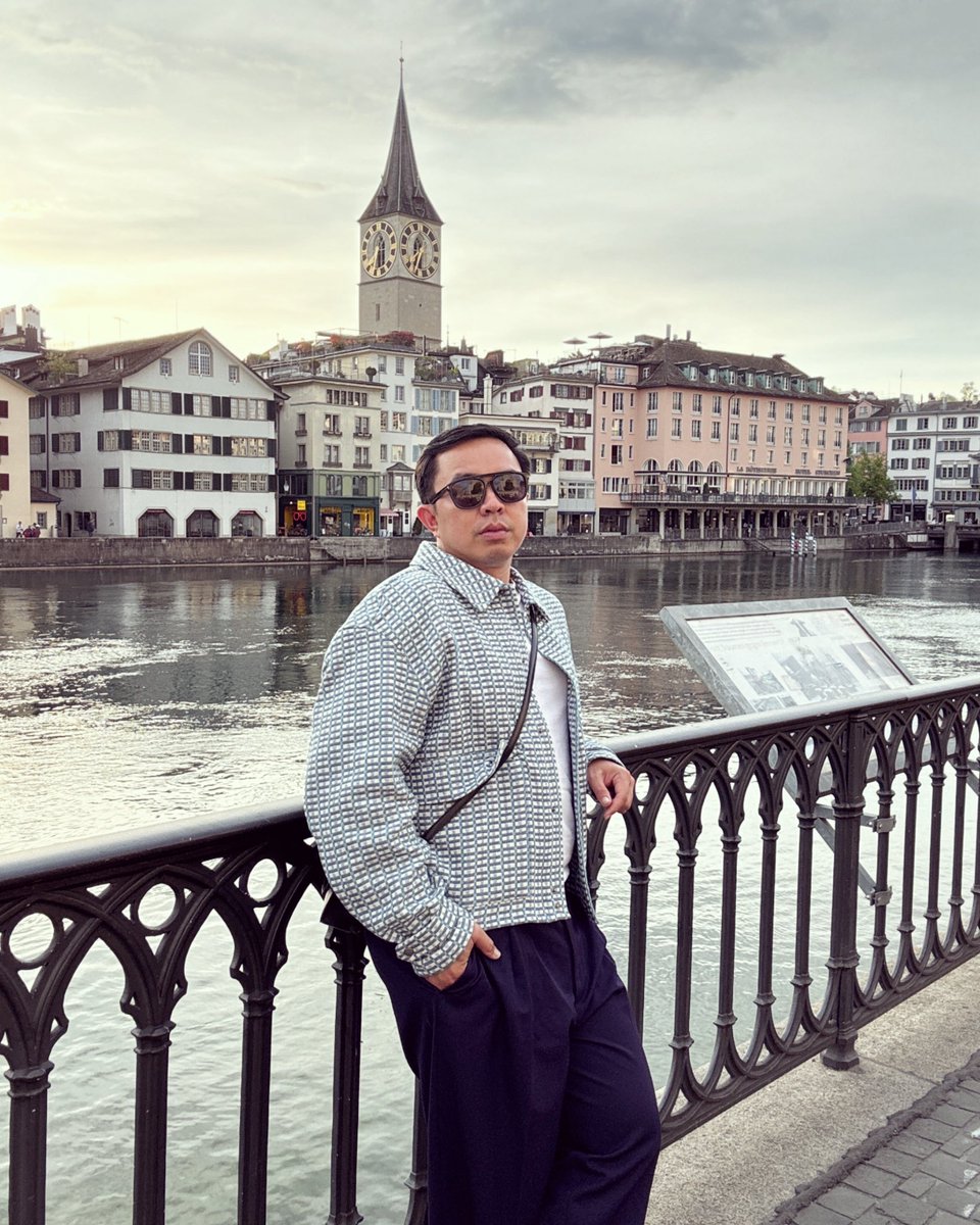 teach2dfuture's tweet image. Out of nowhere, I miss my Spring Break '25 trip to Central Europe — 7 countries (Germany, Czech Republic, Slovakia, Hungary, Austria, Liechtenstein, Switzerland) in 10 days! Amazing adventures, unforgettable sights. Can’t wait to go back and explore more! #travelwhileyoucan 😉🙌