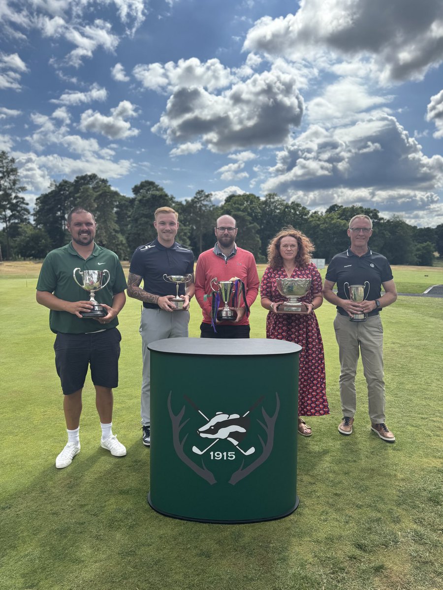 Meet our 2025 Club Champions 🏆

Huge congratulations to Aileen Simpson and Alex Olney for earning their new Club Champion titles. Congratulations also to Jackson Ainley, George Pooley and Allen Waller for their respective trophy wins.