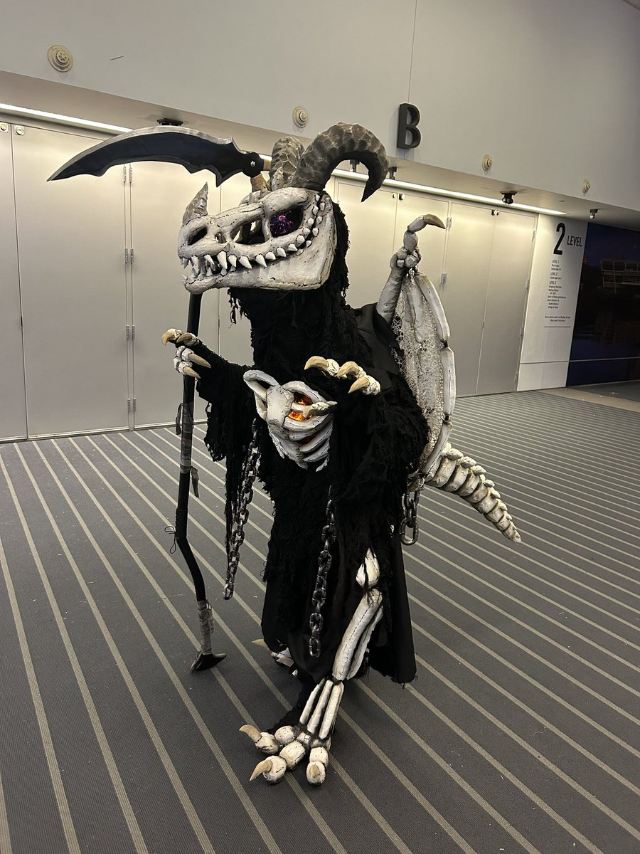 Twitter find me this dude’s socials cause they were super funny lmfao