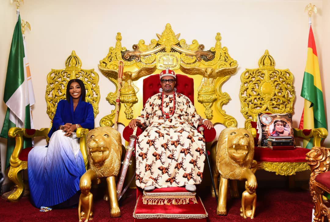 MaaziMmaduKa's tweet photo. Eze Ndi Igbo in Ghana: Abandoning Home in Ruins While Building Heavens in Exile

I cannot comprehend the rationale behind the pursuit of establishing an Igbo kingdom in a foreign land while our homeland bleeds from the devastation caused by Fulani aggression and requires urgent https://t.co/cNvPsH2JxN