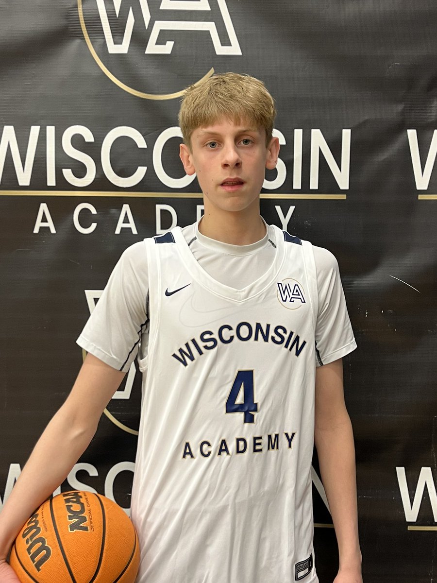 15U Wisconsin Academy - Slaby won their first game of the Summer Slam at Supreme Courts over Fundamental U - UA Rise! 

28’ 6’5 Jase Navis (<a href="/JaseNavis/">Jase navis</a>) - 13pts

28’ 6’4 G Ben Wittnebel (<a href="/Benwitt_1/">Ben Wittnebel</a>) - 12pts

Next up is IL Young &amp; Reckless @ 11am.

#WABFam