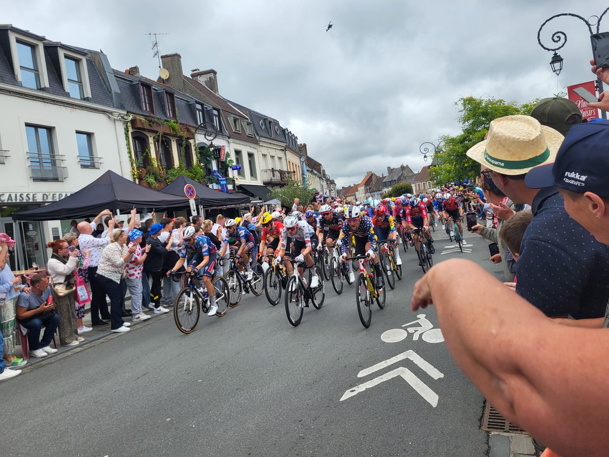 Préfet Pas-de-Calais 🇫🇷🇪🇺 (@prefet62) on Twitter photo #TDF2025
🚴Passage du <a href="/LeTour/">Tour de France™</a> à #MontreuilSurMer.
⚠️ Rappel : la circulation et le stationnement sur le territoire concerné sont réglementés, ➕d'informations via : pas-de-calais.gouv.fr/Actualites/Act… #TDF2025
🚴Passage du <a href="/LeTour/">Tour de France™</a> à #MontreuilSurMer.
⚠️ Rappel : la circulation et le stationnement sur le territoire concerné sont réglementés, ➕d'informations via : pas-de-calais.gouv.fr/Actualites/Act…