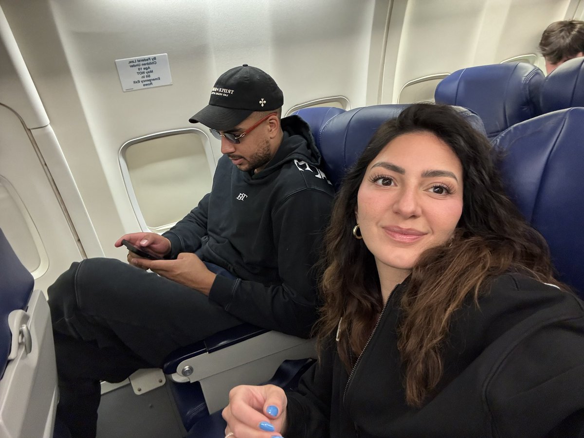 Early flight back to VEGAS for <a href="/WSOP/">WSOP - World Series of Poker</a> Main Event Day 2!!!! 🤓