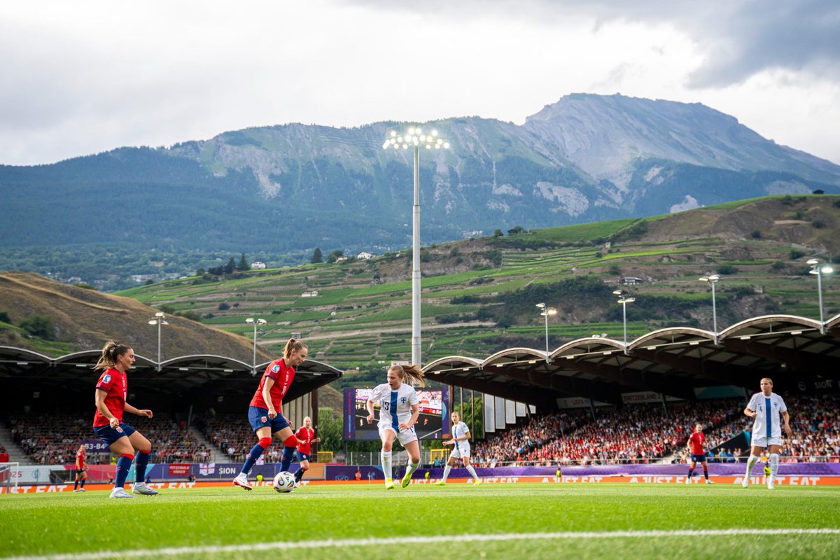 Caroline Graham tweet media