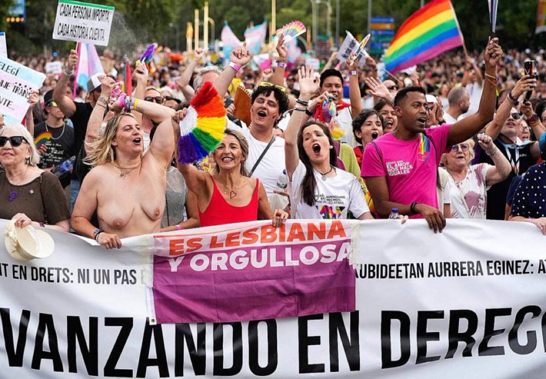 La niña de Alcalá violada y abandonada, y Yolanda Díaz de fiesta con una gorda en pelotas al lado. 

Feminismo creo que lo llaman.