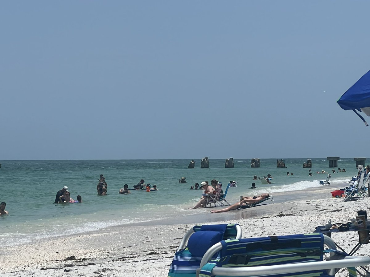 rickreplyguy's tweet image. Last day of beach paradise in Florida before flying back to reality!